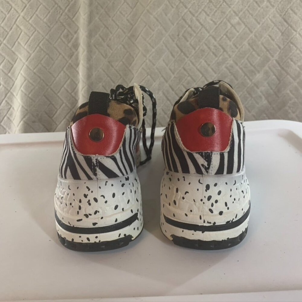 YOKI Shoes Womens 9 Heel Sneakers Colorful Leopard Print Dalmatian Athletic - Picture 7 of 8